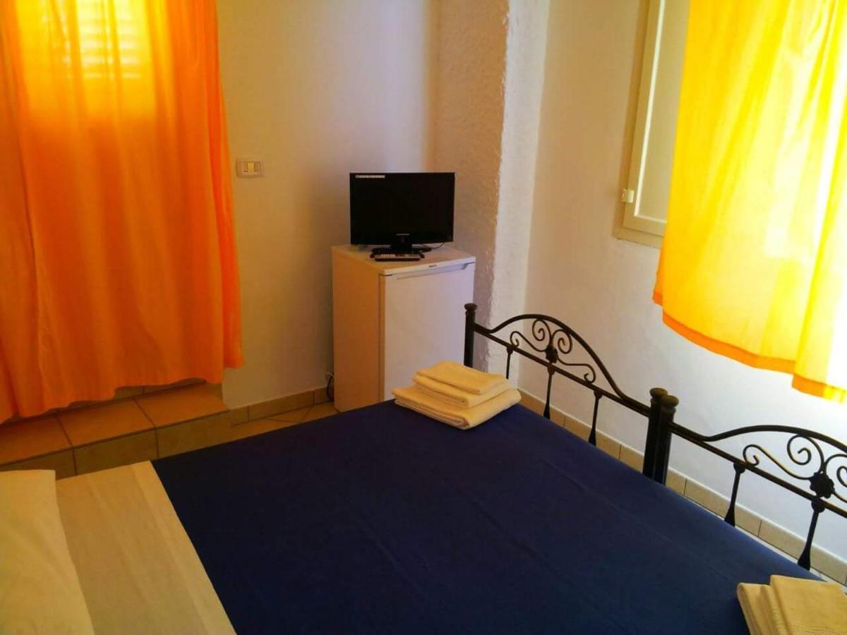 Ondazzurra Bed & Breakfast Patù Eksteriør bilde